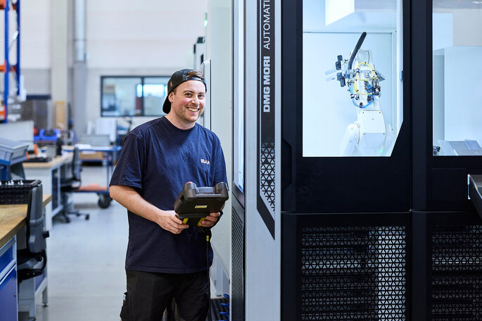 IBAK Aufnahme von Tim Kruse am Automationssystem DMP 35 mit WH Cell