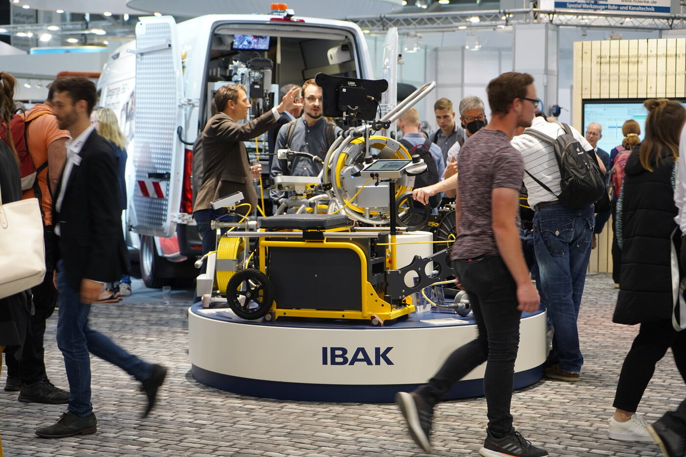 Aufnahme vom Messestand auf der IFAT mit Publikumsverkehr