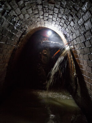 Inspektion vom Seitenanschluss