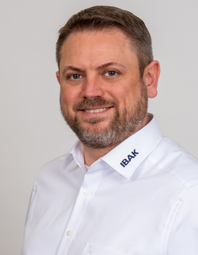 Portraitfoto Sebastian Felix